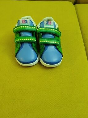 Peppa Pig 🐷 Reebok Kids Blue & Green Velcro Dino Sneakers